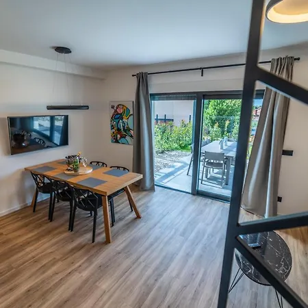 Apartment Pinna - Datul Pula