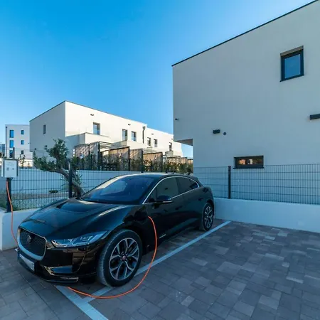 Pinna - Datul Apartment *