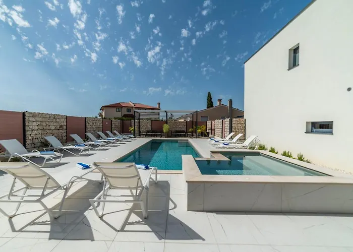 Appartement Pinna - Datul *