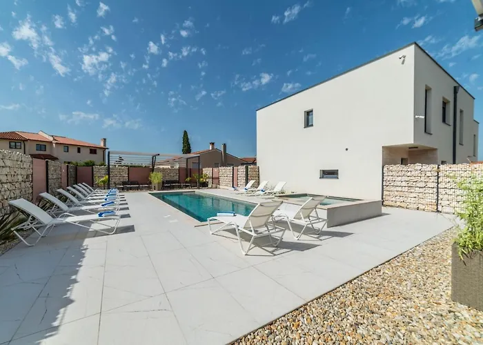 Apartman Pinna - Datul Póla